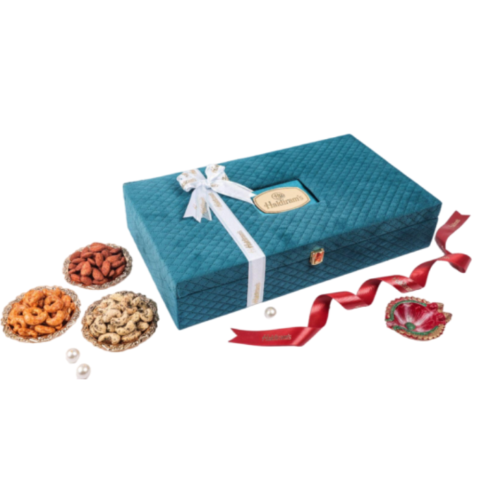 Divine Delight Box main product photo